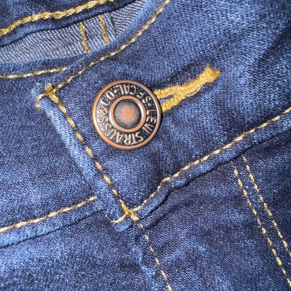 Levi’s Women Straight Leg Jeans - Size 6 - set of three - Picture 3 of 4